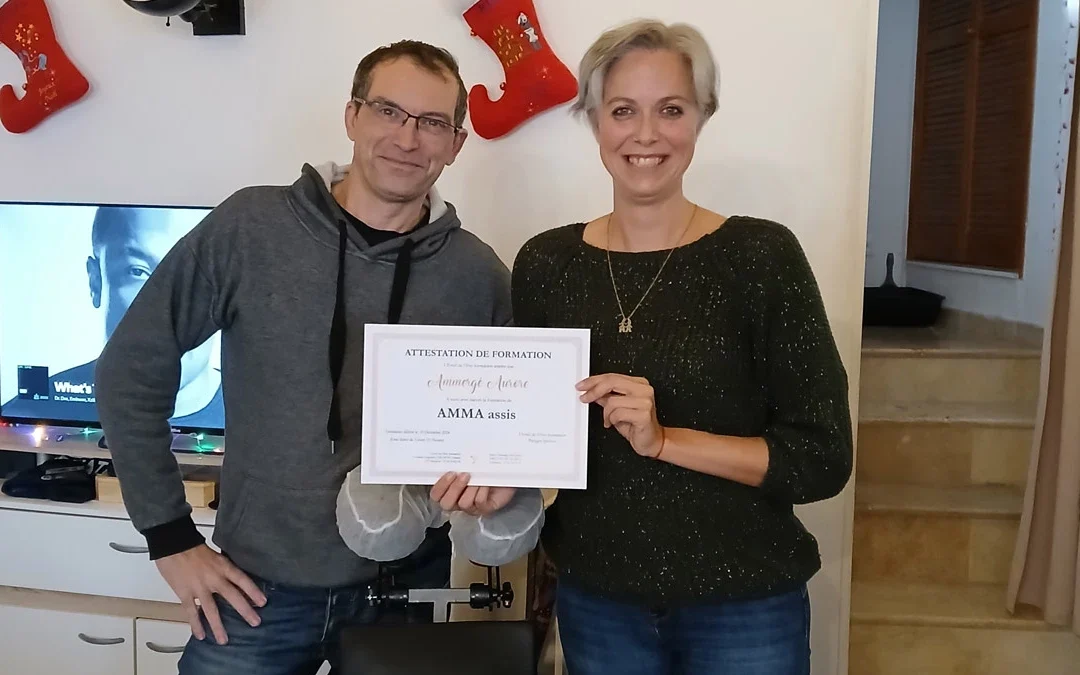 Attestation de formation massage AMMA assis remise à Oraison (04) lors d’une formation massage en PACA